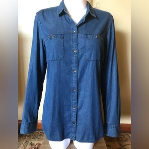 Eddie Bauer Blue Denim Button Front Shirt Medium